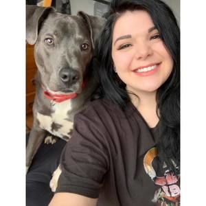 Meet your Posher, Danielle